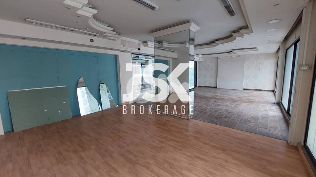 L13332-75 SQM Shop for Rent in Verdun, Ras Beirut 0