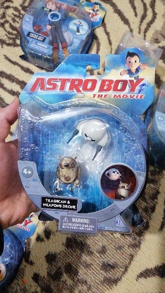 AstroBoy Collectibles Figure Lights up RARE 2009 3