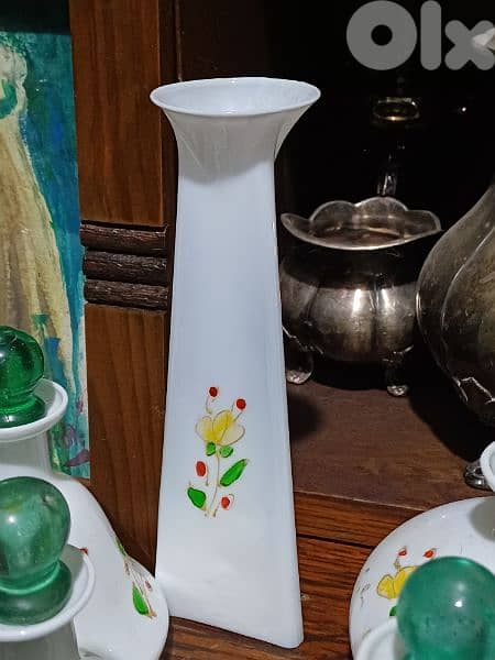 antique 8