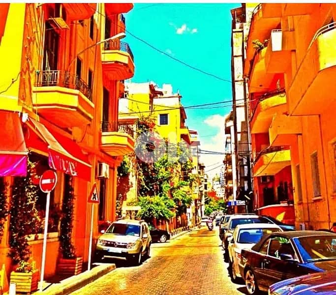 BUILDING IN CARRE DOR ACHRAFIEH DIRECTLY ON THE ROAD PRIME 0