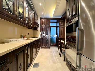 Apartment for Rent In Achrafieh - شقة للأجار في الأشرفية