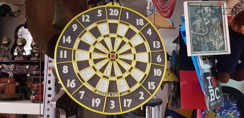 vintage darts 0