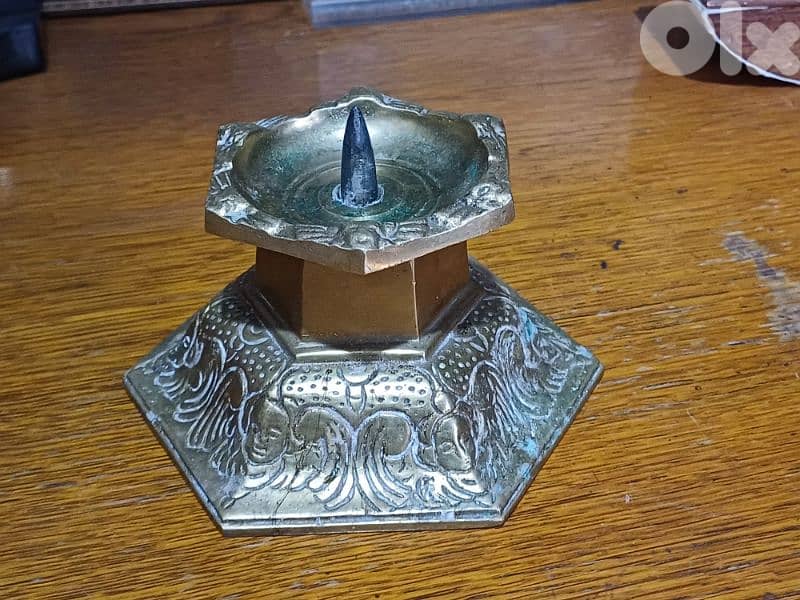 antique 0
