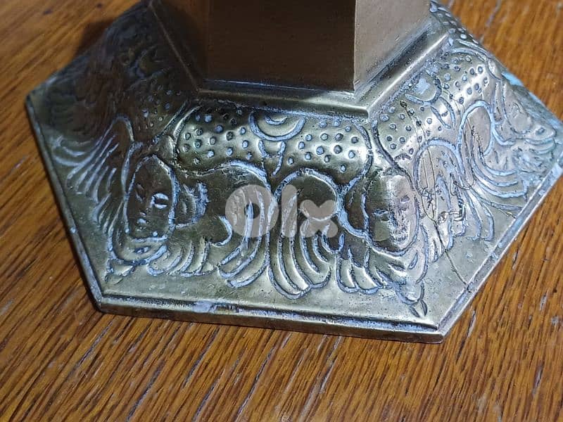 antique 6