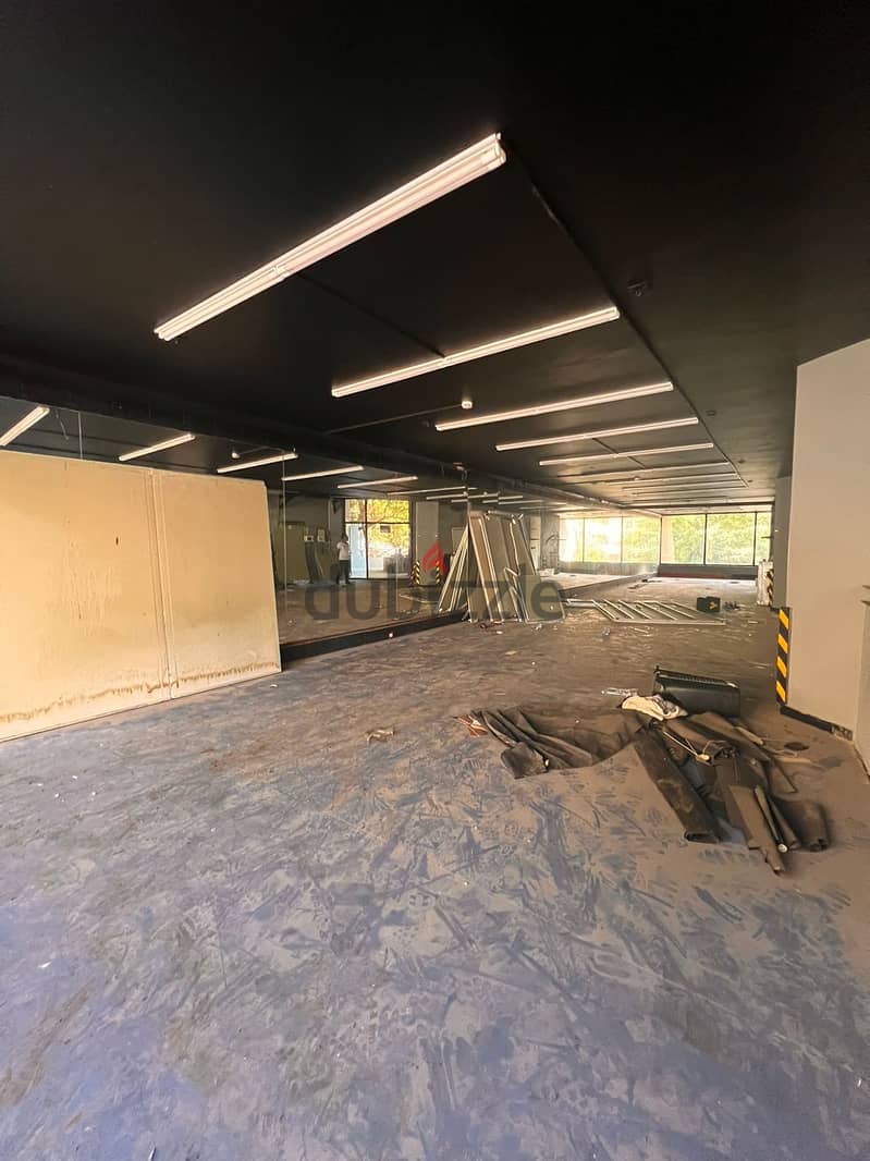 Spacious Showroom / Store For Rent In Achrafieh 0