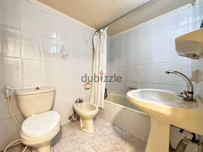 Apartment For Rent In Sanayeh Over 190 Sqm - شقة للإيجار في الصنائع