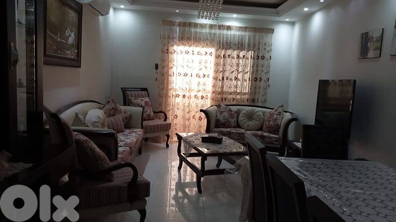 living room beige & bordeau + tv unit + table 0