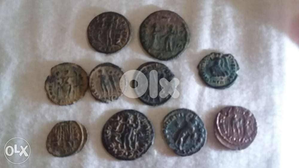 Roman coin for Emperor Declotian & Contantine I year 284& 307 AD 1