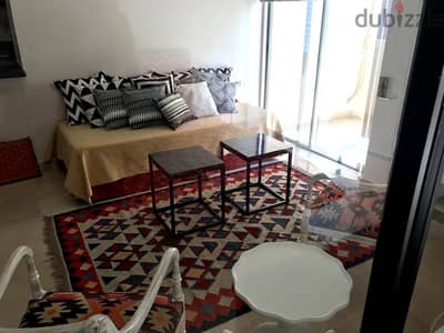 State of the art 5 suites apart close to  AUB