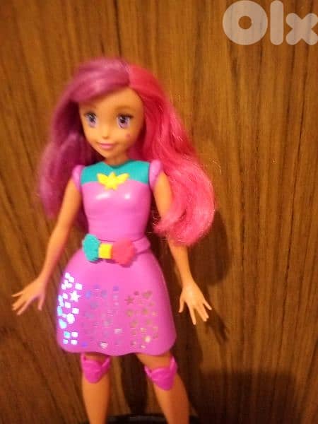 Barbie VIDEO GAME HERO melody+Light PRINCESS mechano Toy+Roller skates 1