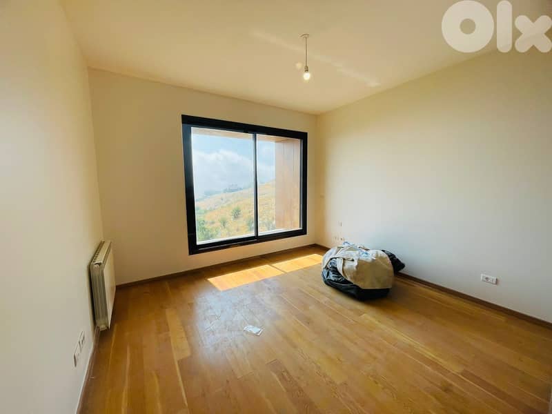 Chalet for sale in Faqra 7