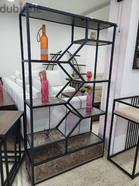 Iron shelves 0