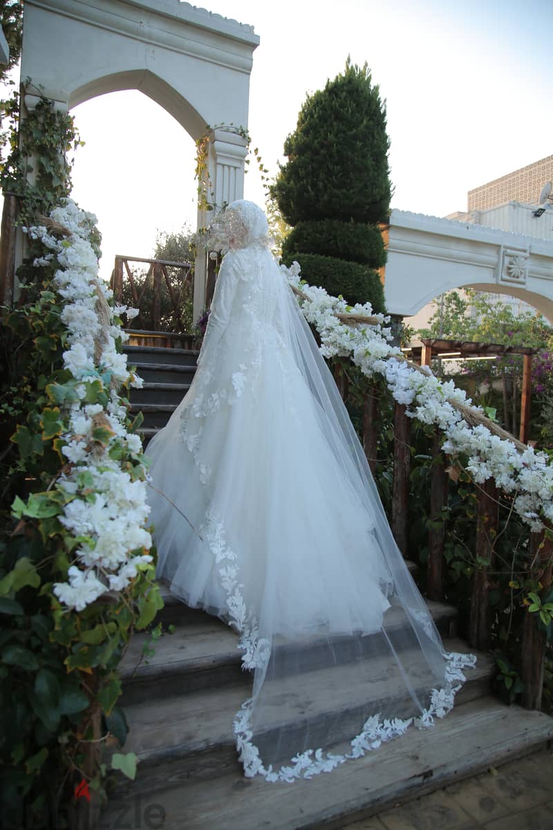 Handmade in Turkiye wedding dress. Haute couture dantelle 3