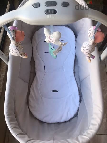 chicco’s baby hug 4 in 1 6