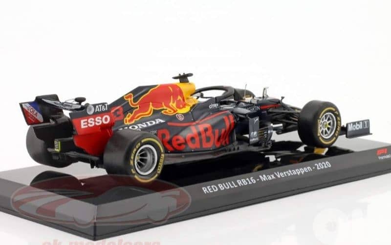 Max Verstappen Red Bull RB16 2020 F1 diecast car model 1:24. 3