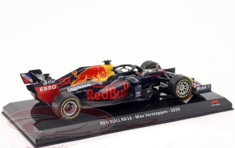 Max Verstappen Red Bull RB16 2020 F1 diecast car model 1:24. 4