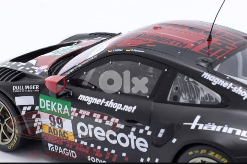 Porsche GT3 R 2021 diecast car model 1;18. 3