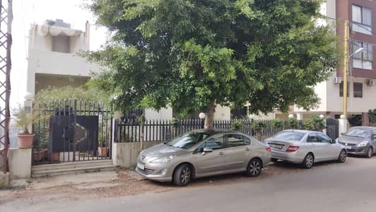 L08796 - 2-Story Building in Naccache for Sale