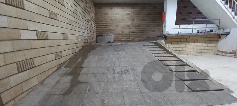 Warehouse in Zalka For Sale  مستودع للبيع في زلقا