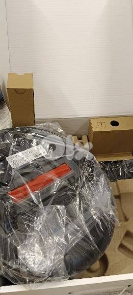 Dyson V8 refurbished 7