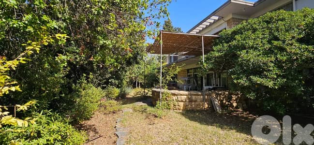Villa for sale in Yarzeh فيلا مميزة للبيع في اليرزة