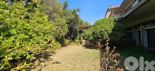 Villa for sale in Yarzeh فيلا مميزة للبيع في اليرزة