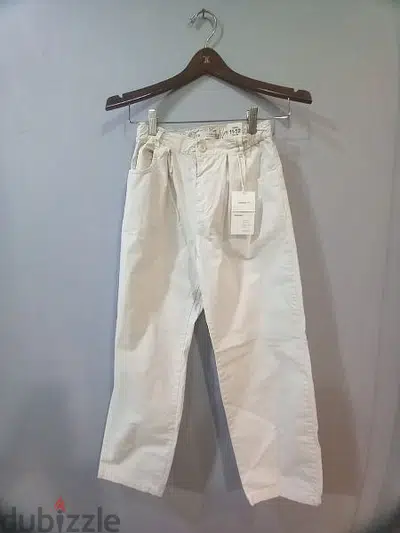 Zara off wite pants for sale