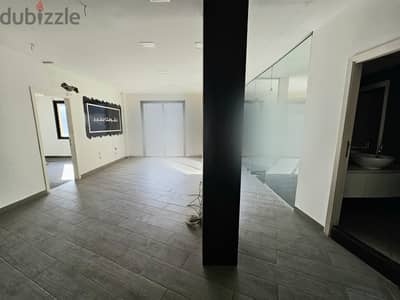 AH-HKL-122 High end office for rent in Saifi Prime location, 180m
