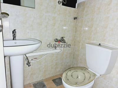 Office for rent in Saifi Prime location, 80m