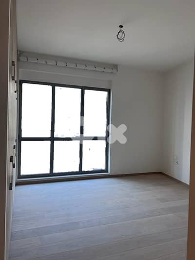 DOWNTOWN PRIME  WITH GYM , POOL (250SQ) 3 BEDROOMS , SEA VIEW
