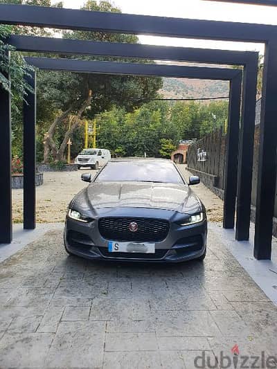 jaguar xe sport 2020 like new