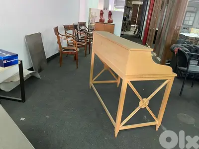 Brand new Bedroom Desk ( Factory Liquidation Price )