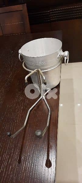 Ice bucket 2