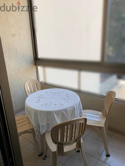 Apartment for rent in Furn El Chebbak شقة في فرن الشباك
