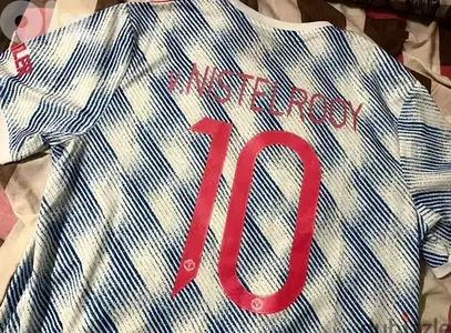 Manchester United 21/22 van nistelrooy 10 limited edition