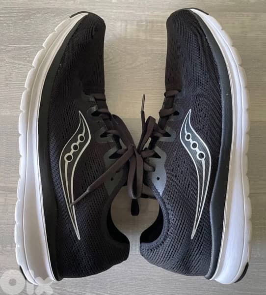 Saucony running shoes 2