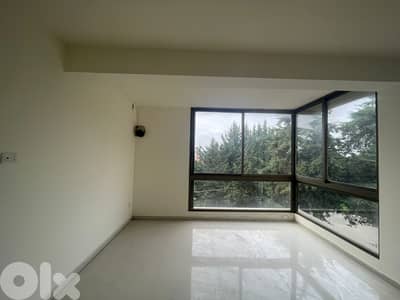 RWK170JS - 210 SQMApartment For Sale in Ballouneh - شقة للبيع في بلونة