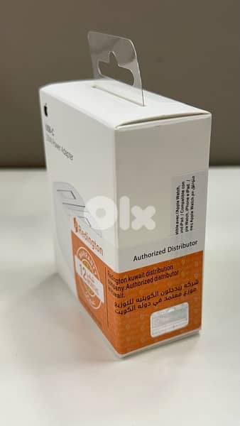 Apple Adapter 0