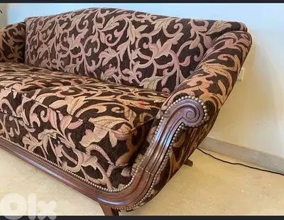 Salon style wood and velvet with 2  armchairs