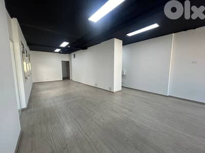 L13943-200 SQM Office with Terrace for Rent in Down Town