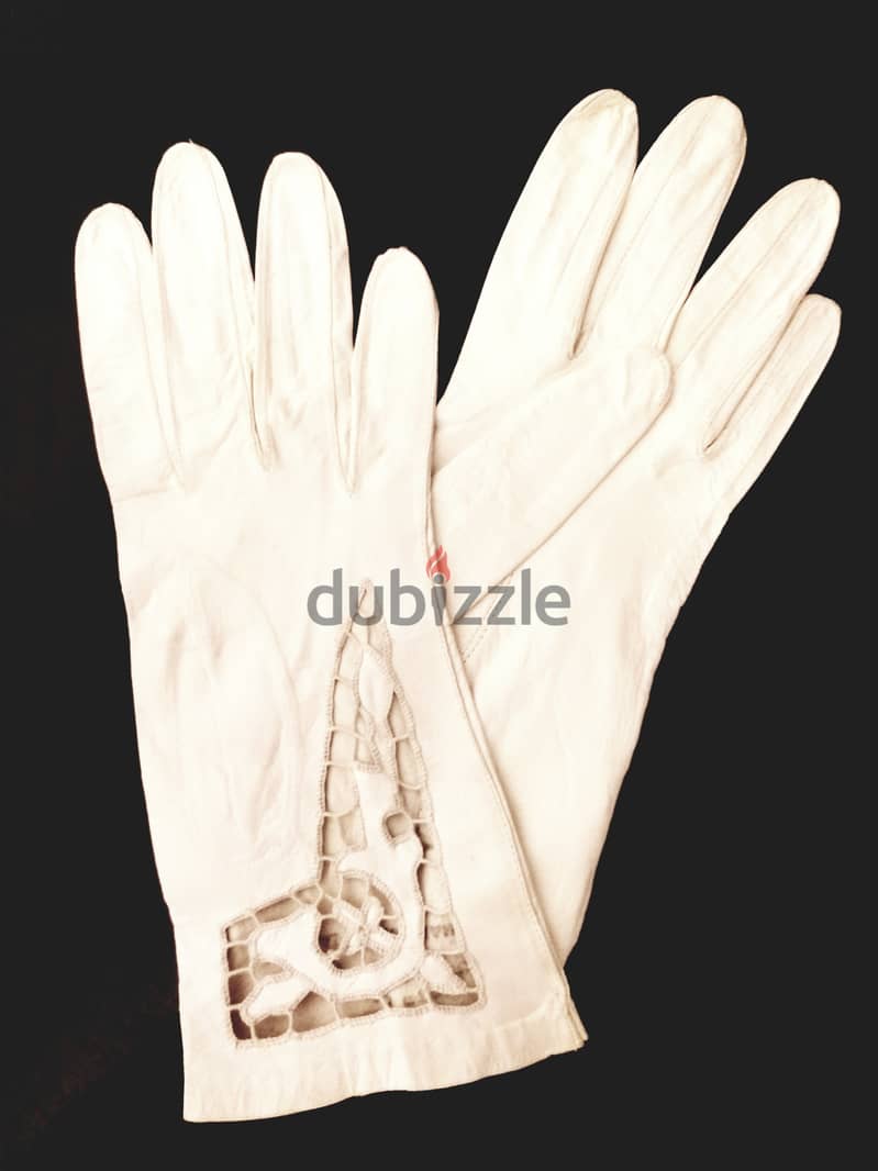 Leather White Gloves 0