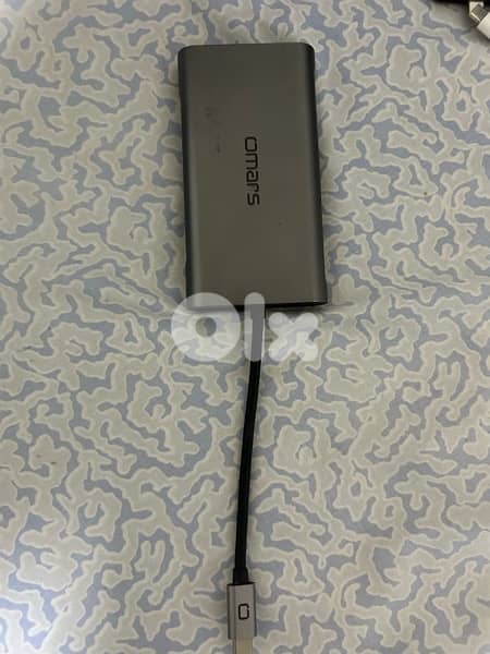 Apple- USB-C HDMI and VGA Multiport adapter 1