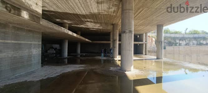 L13990-Showroom For Rent In Chekka-Tripoli