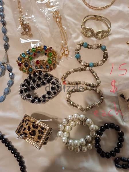 fake jewelery- faux bijou 16
