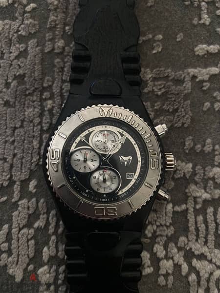 Used Invicta Watch 0