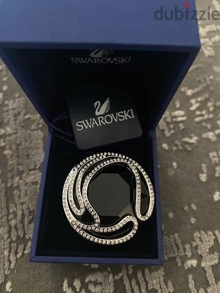 Brand New Swarovski Ring 0