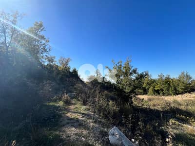 1134 m2 land+mountain view for sale in Mechmech-أرض للبيع في مشمش