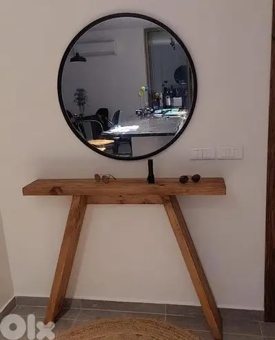 metal mirror and massive wood console مراية حديد وكونسول خشب طبيعي
