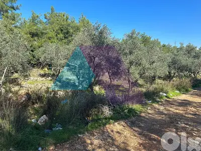 A 2914 m2 land for sale in Aramoun/Aley - ارض للبيع في عرمون