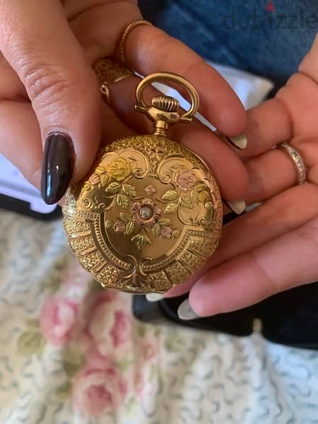 handy watch ( antique ) rare and unique 0